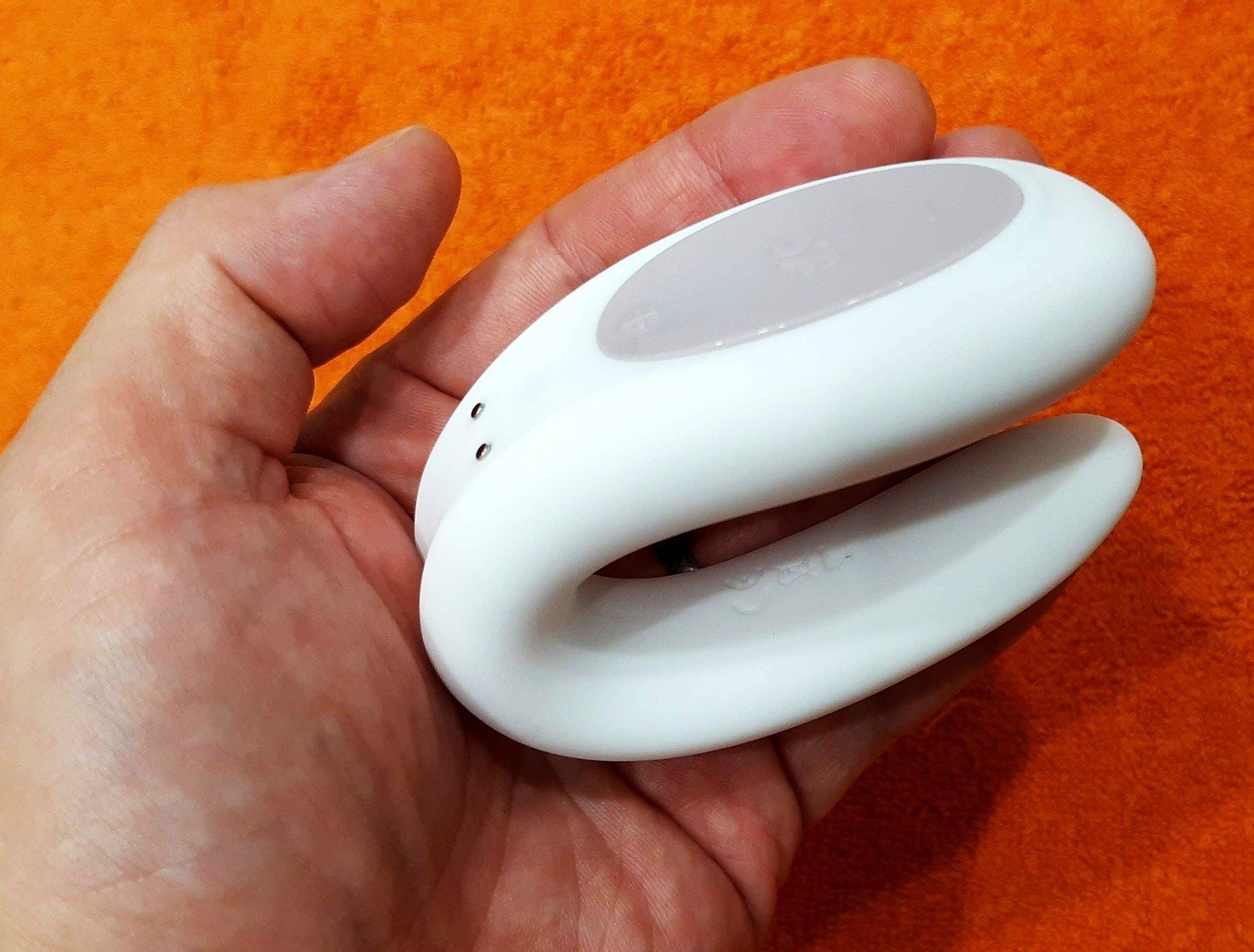 Recenze: Vibrátor pro páry Satisfyer Double Joy