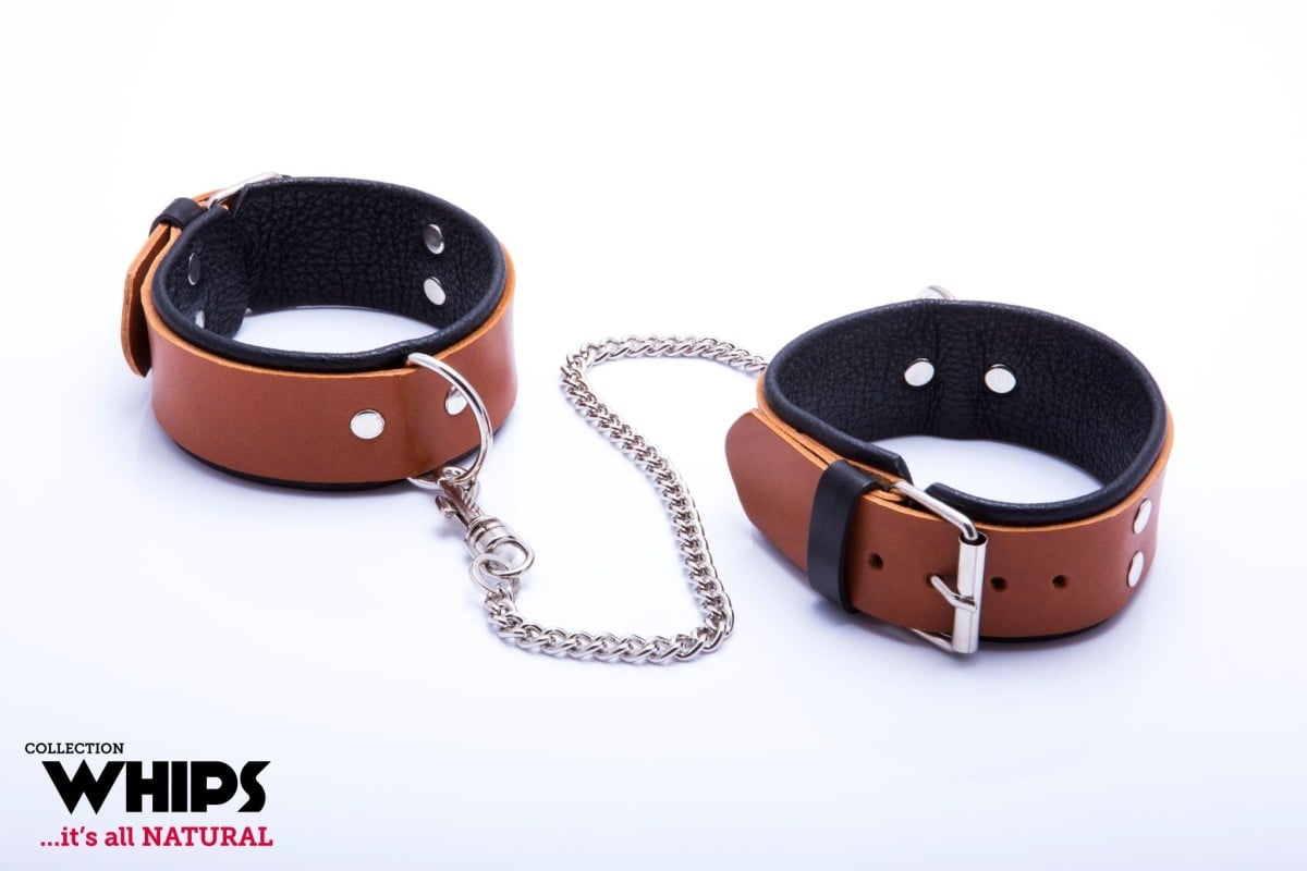 WHIPS Leather ankle cuffs for him Cognac, hnědá pouta na kotníky s polstrováním