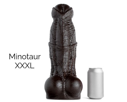 Mr. Hankey’s Toys Minotaur XXXL, prémiové silikonové dildo s Vac-U-Lock 37,6 x 7–11,4 cm