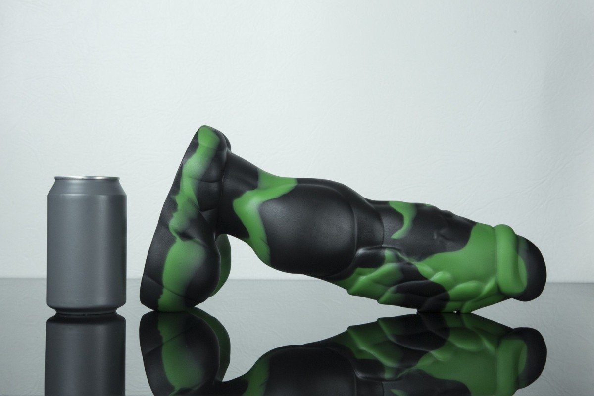 Dračie dildo Weredog Gage Jet/Evergreen Marbled extra veľké