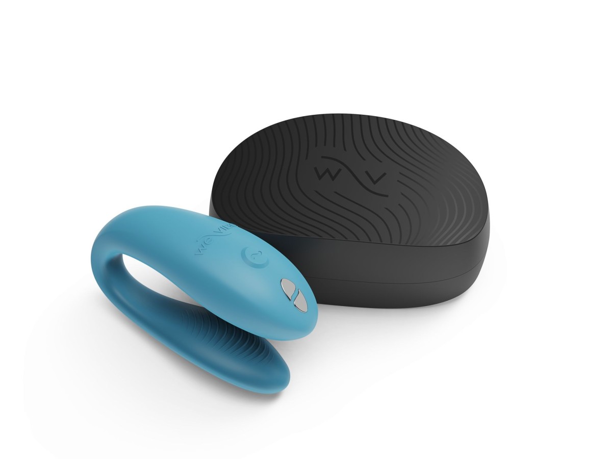 Vibrátor pro páry We-Vibe Sync Go Turquoise, chytrý silikonový vibrátor s cestovním pouzdrem