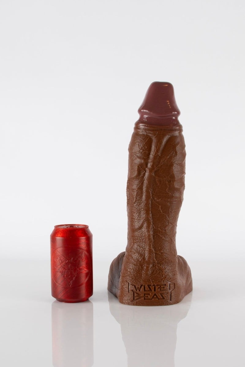 Dildo Twisted Beast Hicks Realistic Brown extra velké