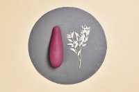 Stimulátor klitorisu Womanizer Classic 2 červený