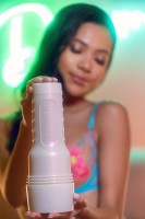 Masturbátor Fleshlight Girls: Vina Sky Exotica