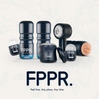 FPPR. 2 Sided Vibrating Masturbator