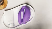 Vibrátor pro páry We-Vibe Sync O Green Velvet