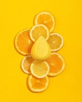 Přikládací vibrátor Biird Evii Yuzu Yellow
