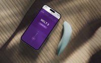 Stimulátor klitorisu We-Vibe Melt 2 fialový