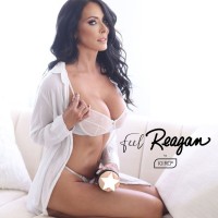 Kiiroo Feel Reagan Foxx Masturbator