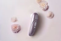 Stimulátor klitorisu Womanizer Pro fialový