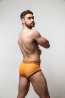 Sukrew Sheer Apex Brief Shadow Blaze