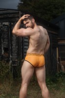 Sukrew Sheer Apex Brief Shadow Blaze