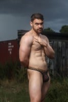 Sukrew Sheer Low-Rise Thong Shadow Black