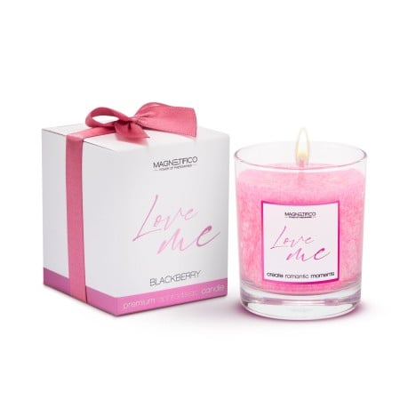 Magnetifico Love Me Candle Blackberry